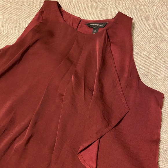 BANANA REPUBLIC Satin Tank (size M) - Picture 9 of 10